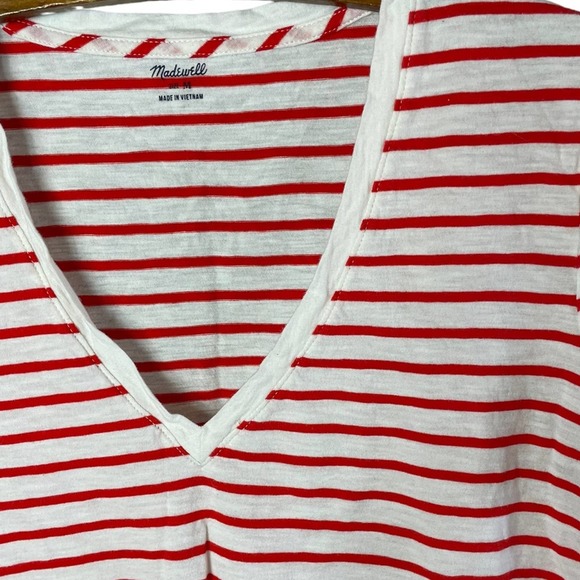 Madewell Women’s Whisper Cotton V-Neck T-Shirt Size Medium / Style K7954 - Picture 3 of 6